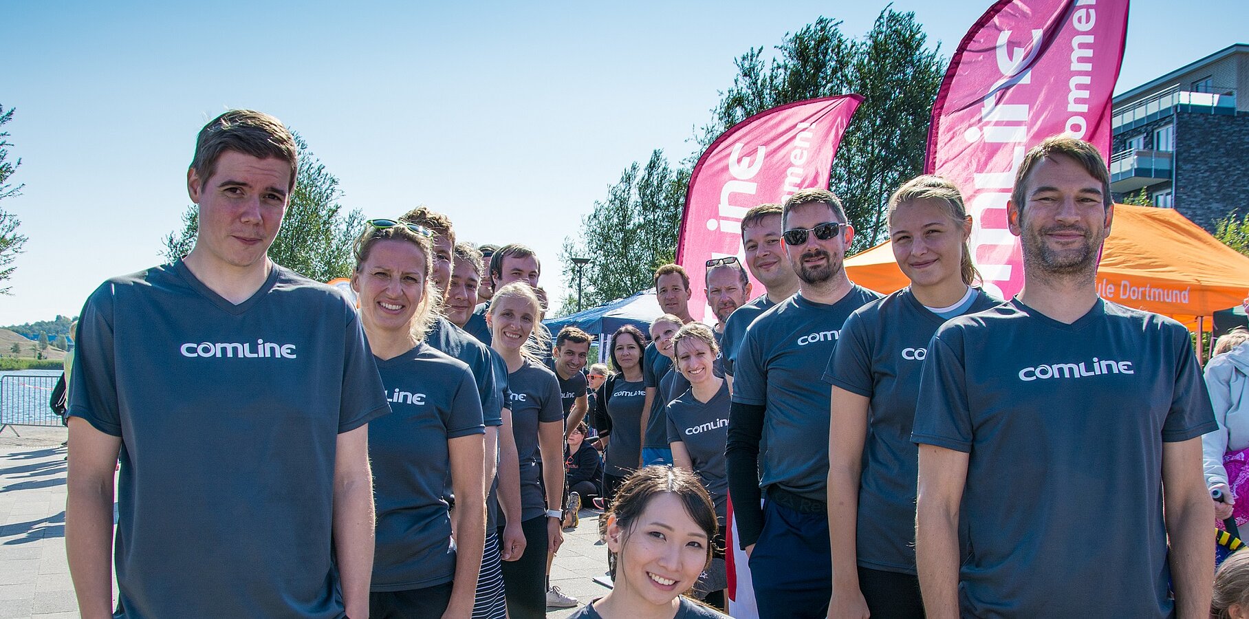 Das Team der Comline AG beim Drachenbootrennen 2018